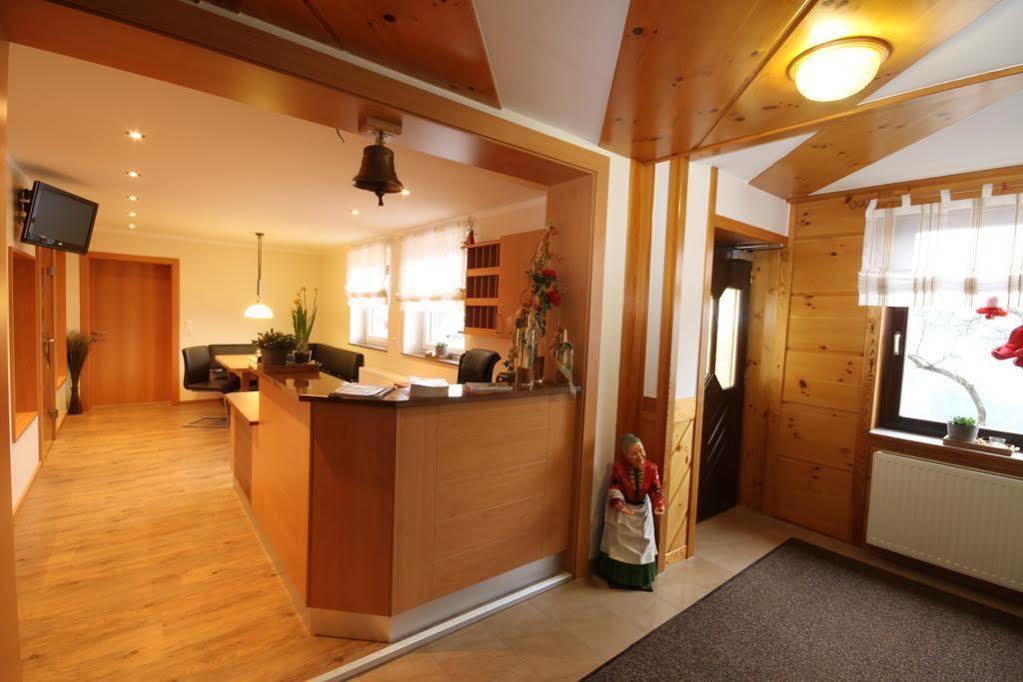 Hotel Panoramadorf Saualpe à Eberstein Extérieur photo